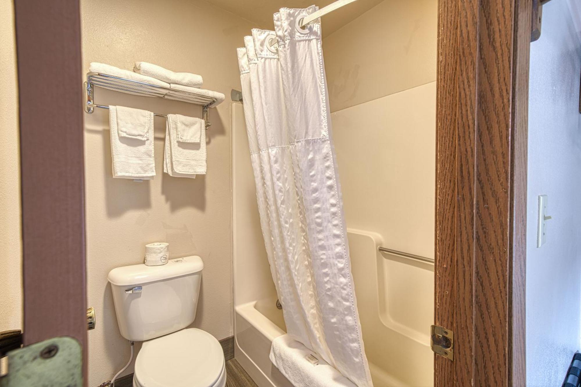 Hotel Super 8 By Wyndham Sturgis Extérieur photo