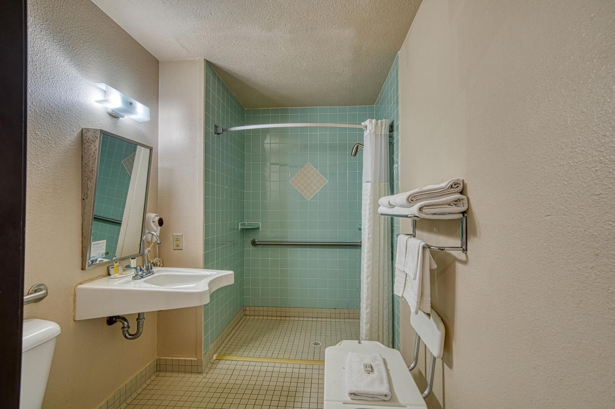 Hotel Super 8 By Wyndham Sturgis Extérieur photo