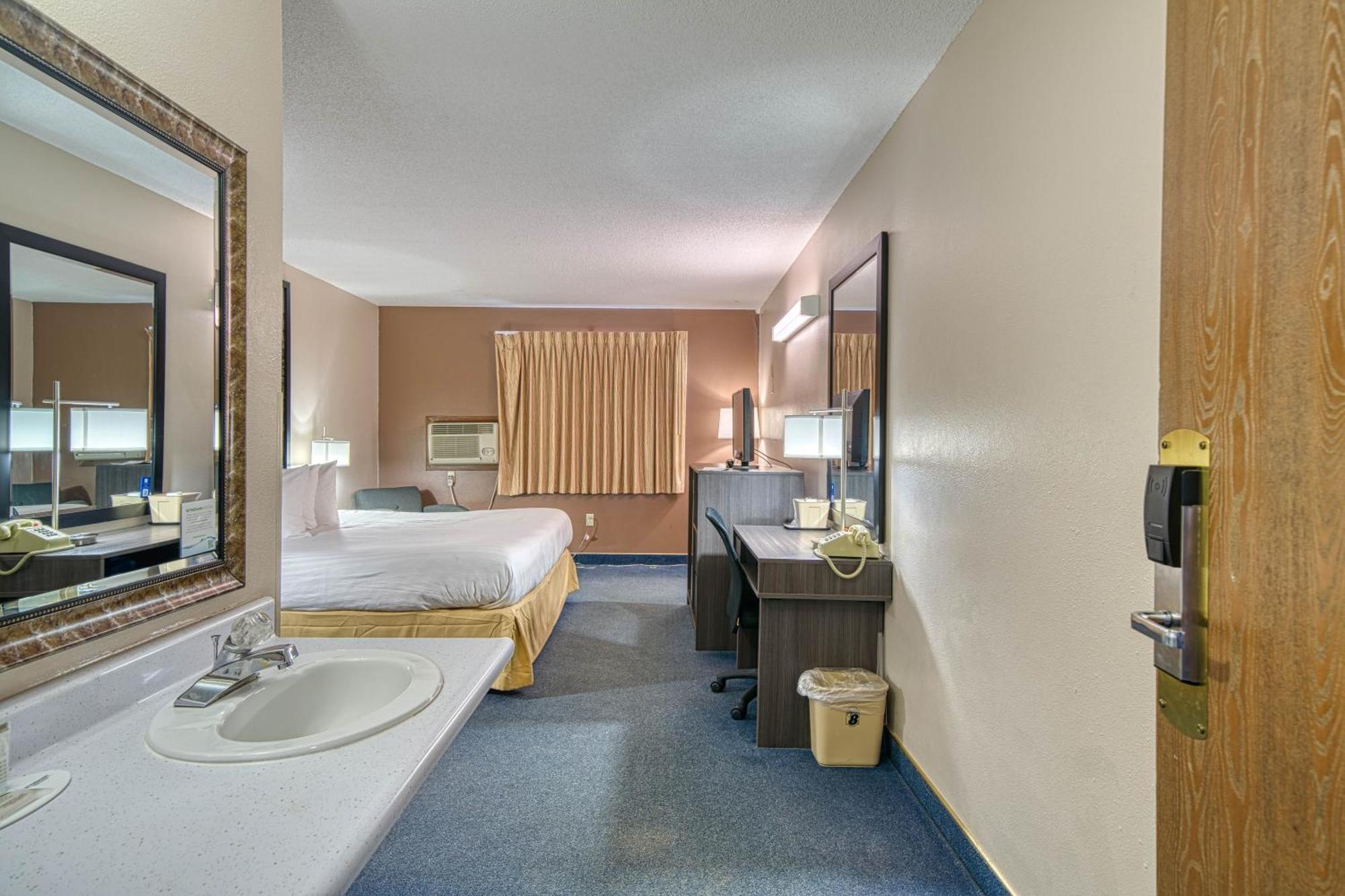 Hotel Super 8 By Wyndham Sturgis Extérieur photo
