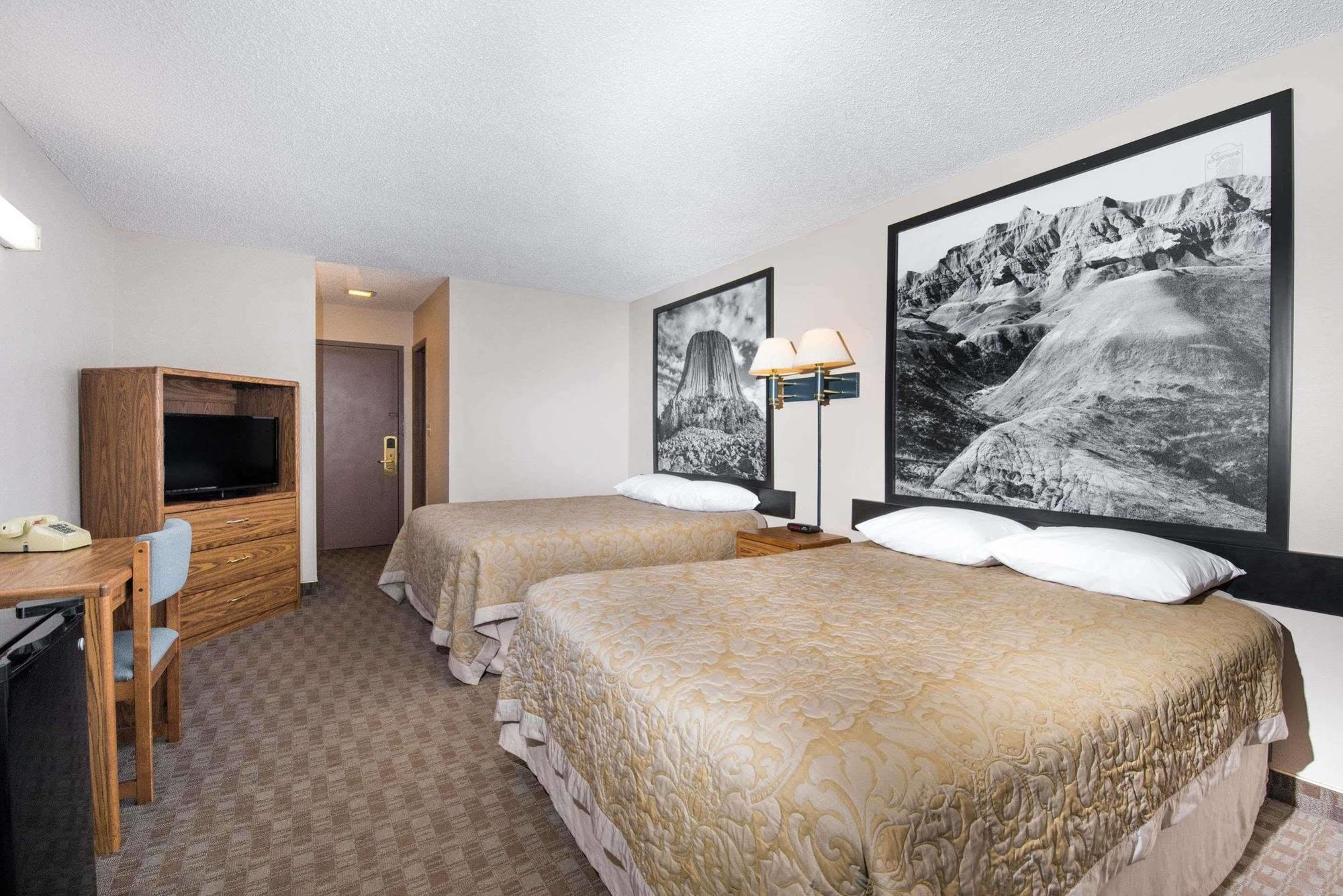 Hotel Super 8 By Wyndham Sturgis Extérieur photo
